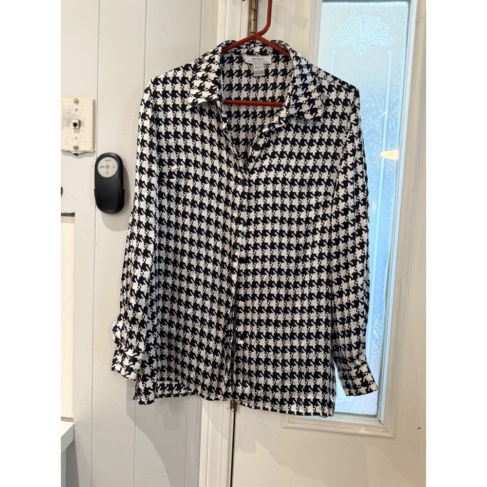 Lord & Taylor American Petite 100% Silk Houndstooth Blouse L Black White